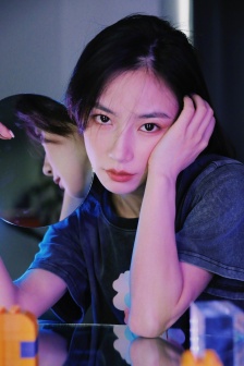 高压监狱 啄木鸟 英语
